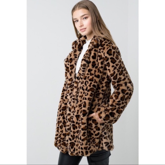 SOLD OUT SALE LEOPARD FAUX FUR TEDDY COAT - Picture 2 of 6